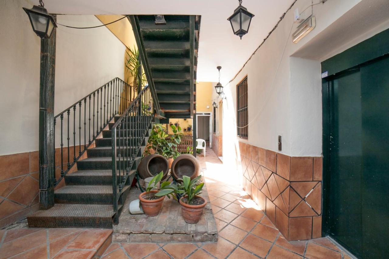 Alohamundi Castilla II Seville Exterior photo